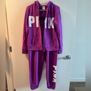 Pink/ Victorias Secret Sweatsuit SET
Size: Medium
